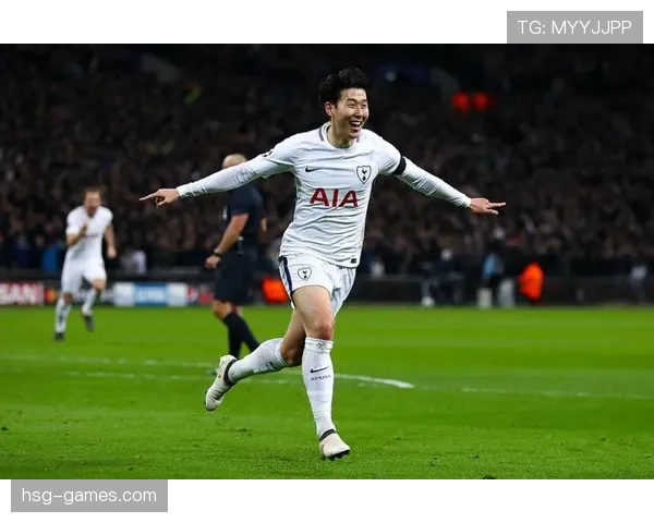 孙兴慜率队拼出精彩，职业精神闪耀赛场引关注