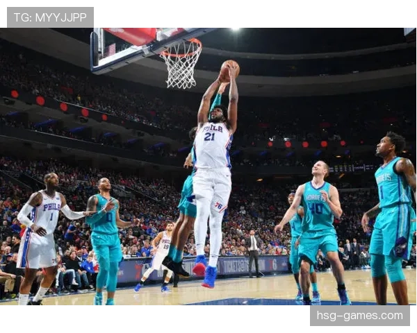 哈兰德 vs 伊布：北欧中锋终结方式与战术角色对比解析