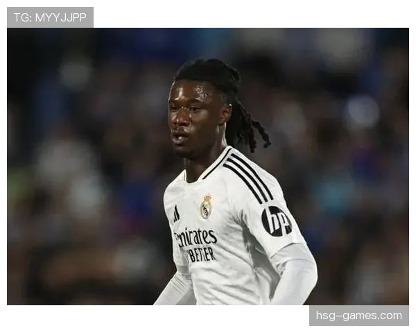 卡马文加：对抗能力与覆盖范围如何支撑中场防守