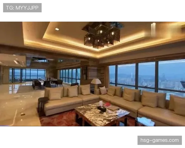 吴柳芳家里那天花板卧室装修,听说比明星豪宅还讲究? 吴柳芳家里那天花板卧室装修,听说比明星豪宅还讲究?